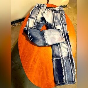 Stylish Distressed Blue Jeans for Men